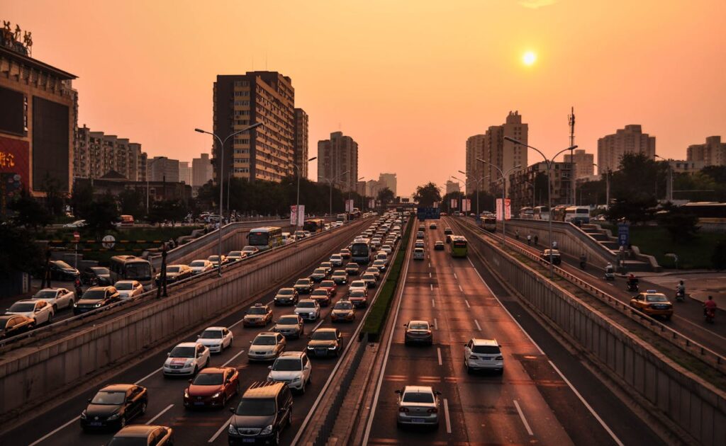 Dicas para evitar problemas comuns ao dirigir nas cidades